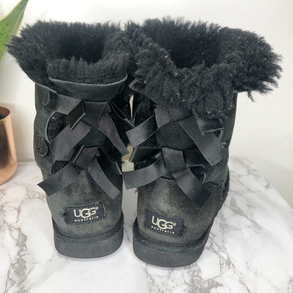 UGG AUSTRALIA | Boots Short Bailey Bow II Black Ribbon Women's Size 6 - Picture 4 of 7
